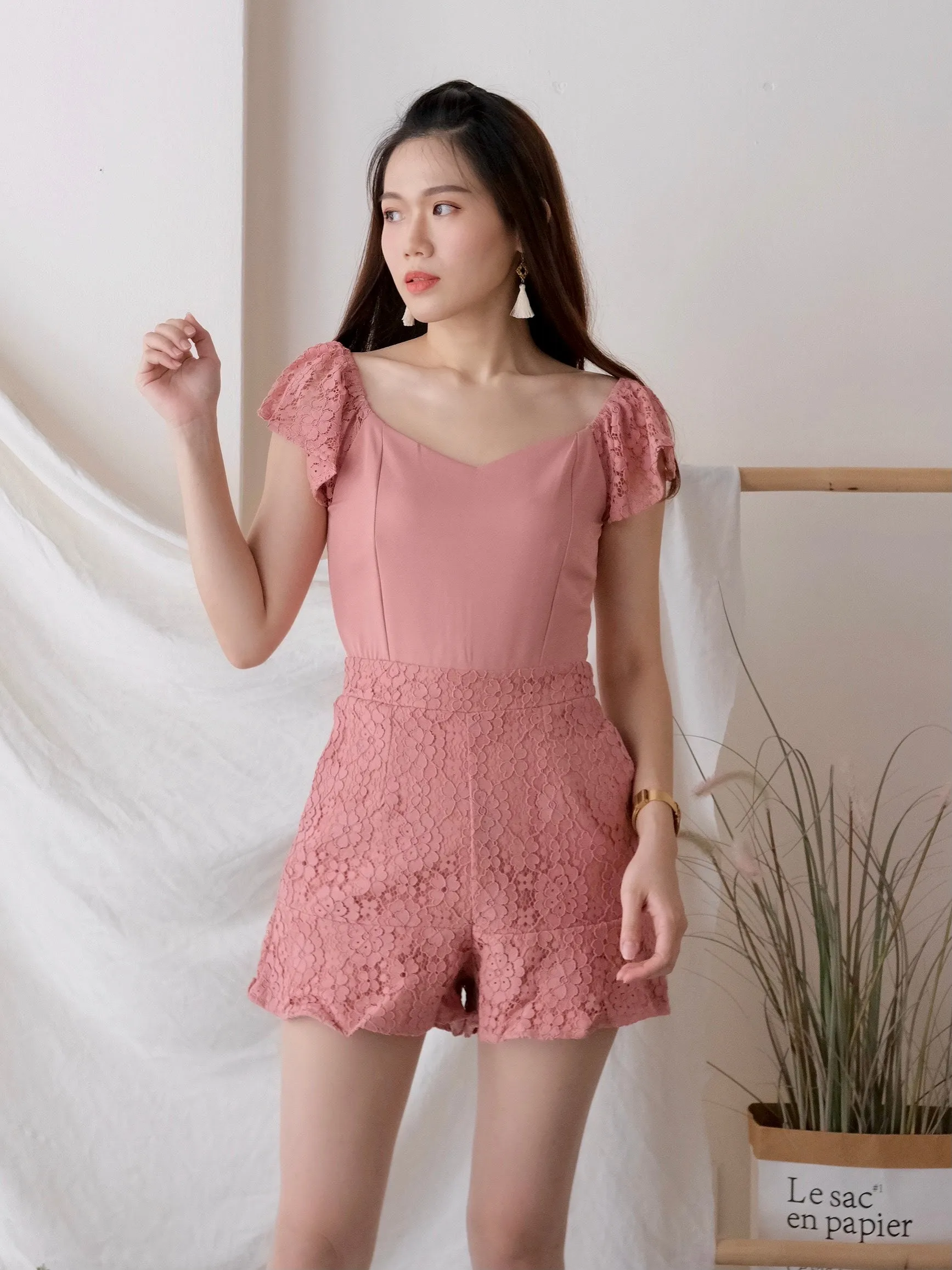 ACEWIN Off Shoulder Lace Romper (Size S-L) 703146