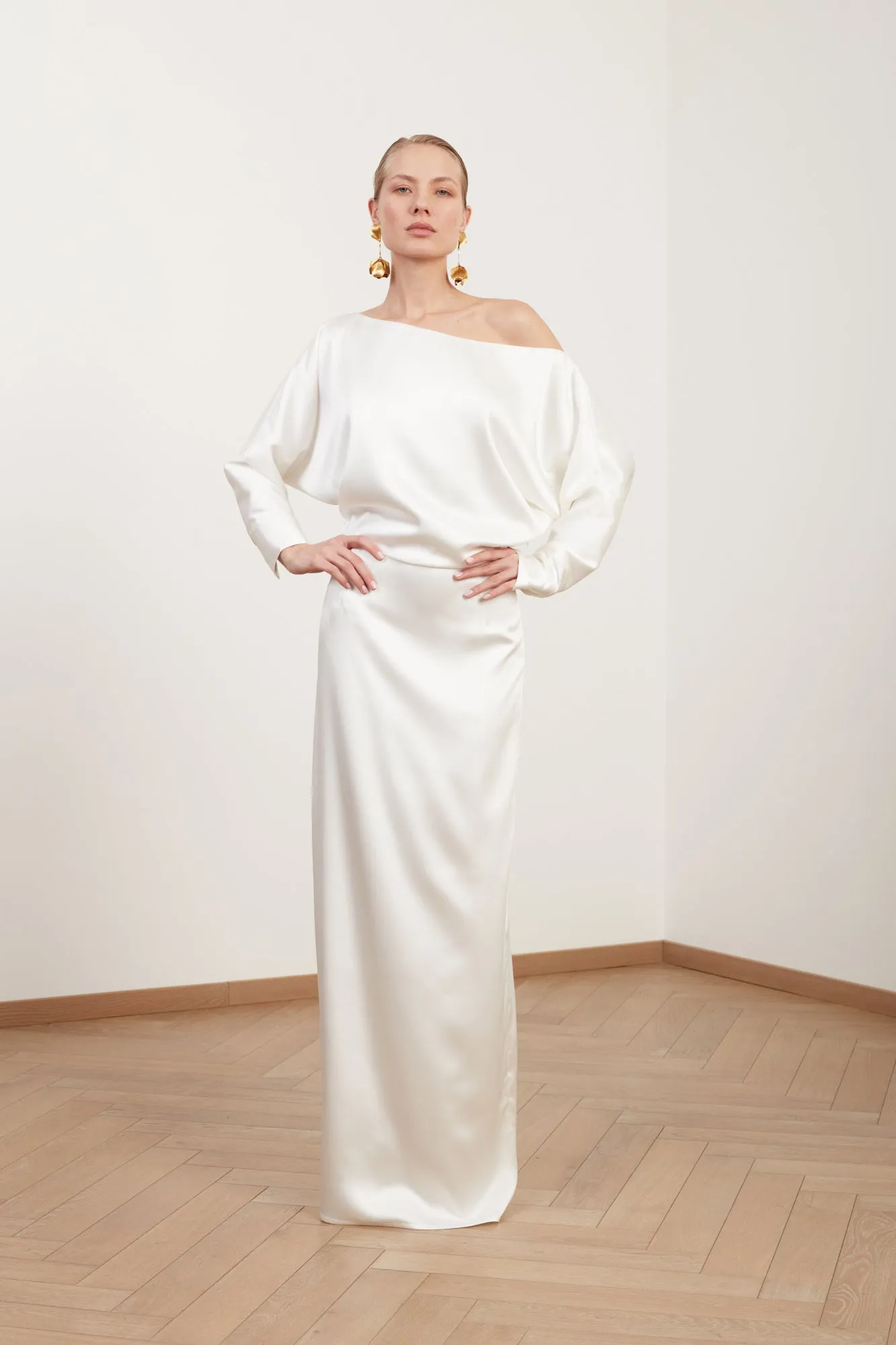 AGALIA soft satin off-the-shoulder maxi wedding dress with open shoulder