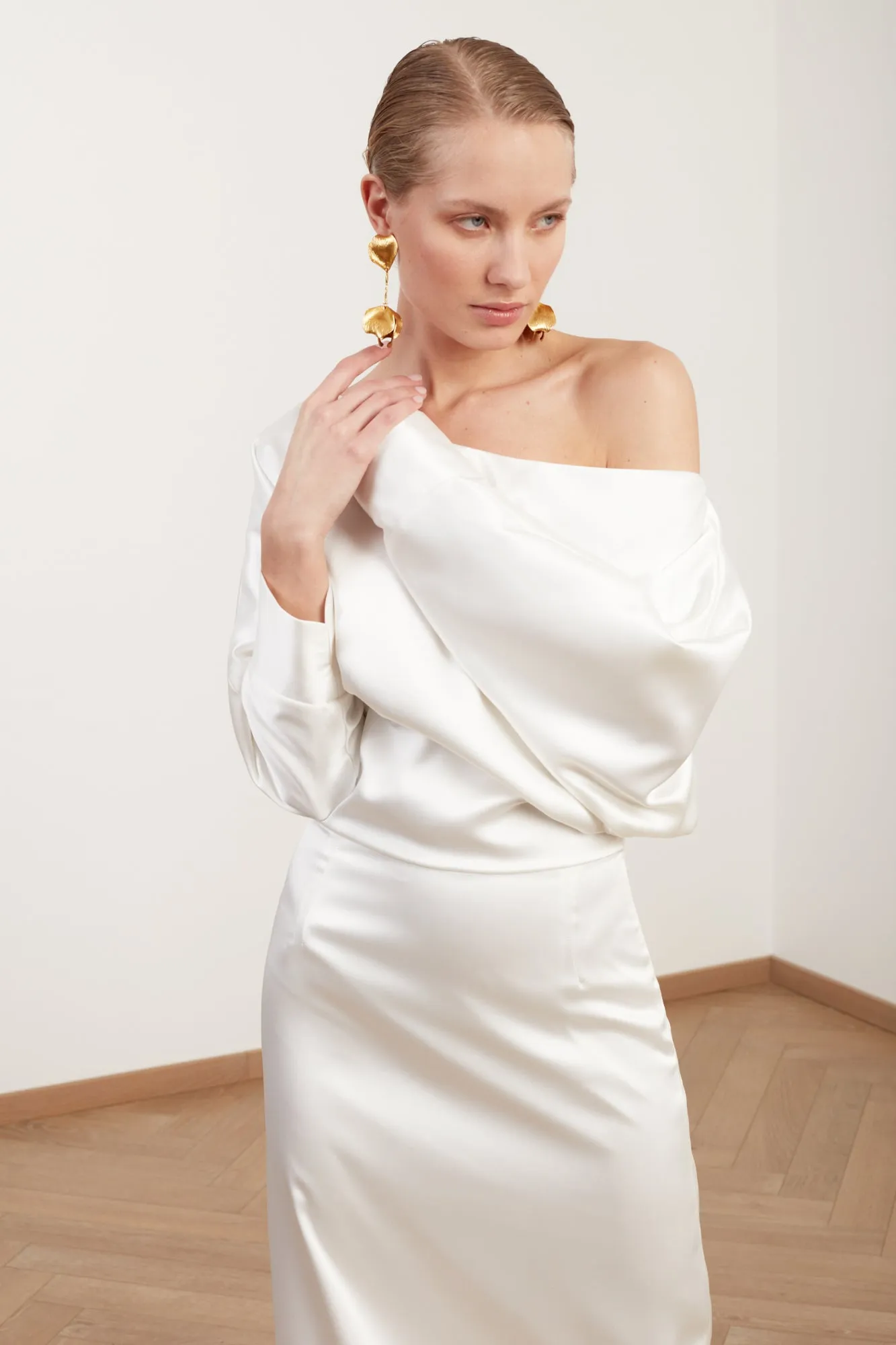 AGALIA soft satin off-the-shoulder maxi wedding dress with open shoulder