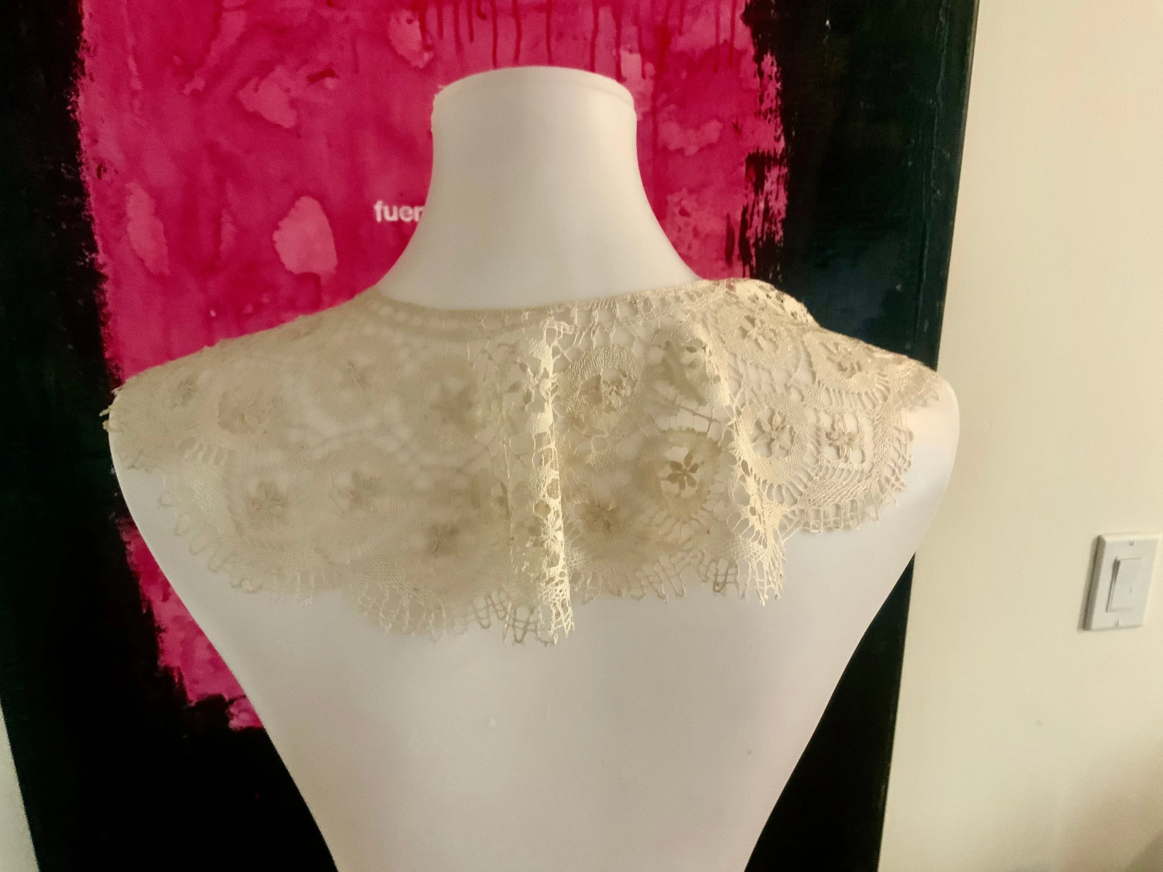 Antique Lace Collar - 1900