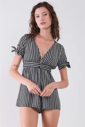 Black & White Striped Self-Tie Short Sleeve Detail V-Neck Flare Romper /3-2-1