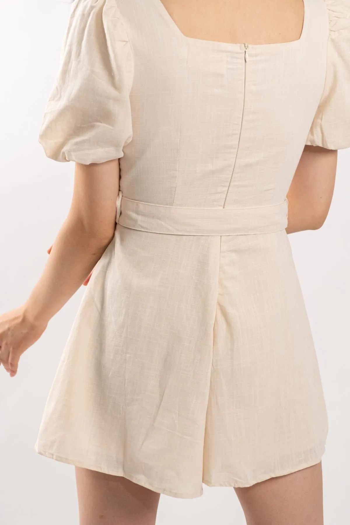 Cade Puff Sleeve Romper (Cream)