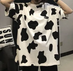 Cow Printed Black & White Oversized Baggy Loose Fit T-shirt For Men Women