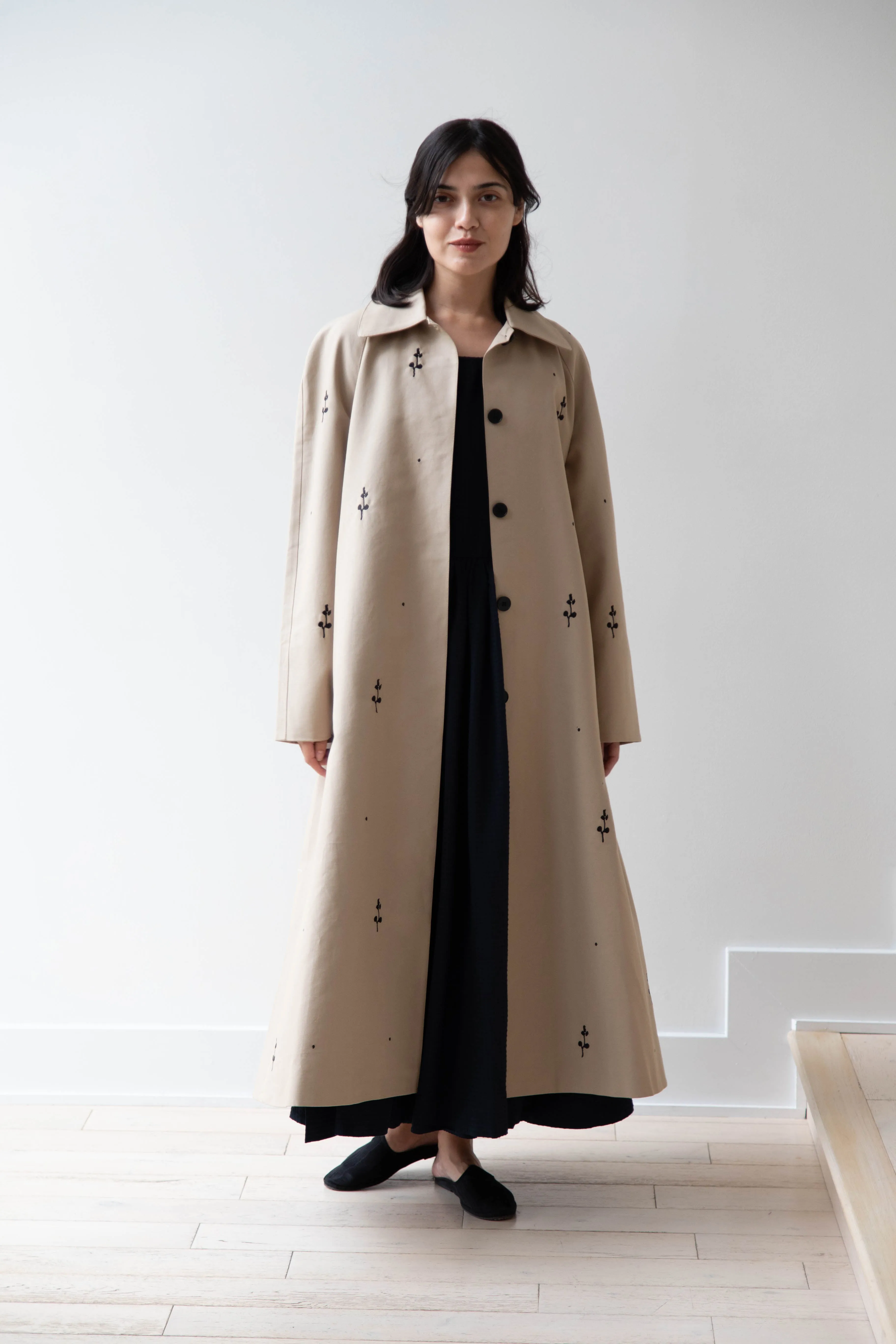 Delegan | Trench Coat with Embroidery in Beige & Black