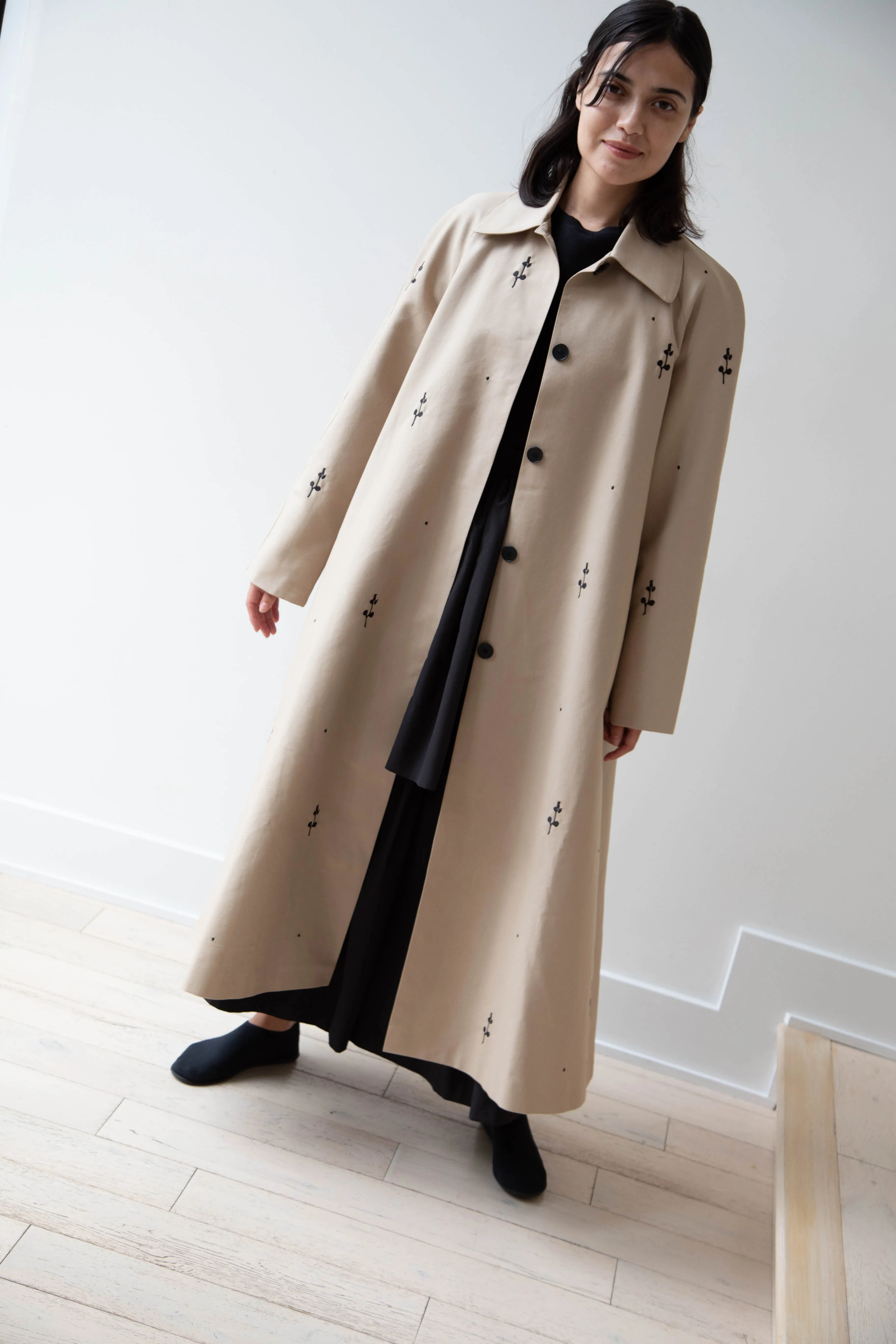 Delegan | Trench Coat with Embroidery in Beige & Black