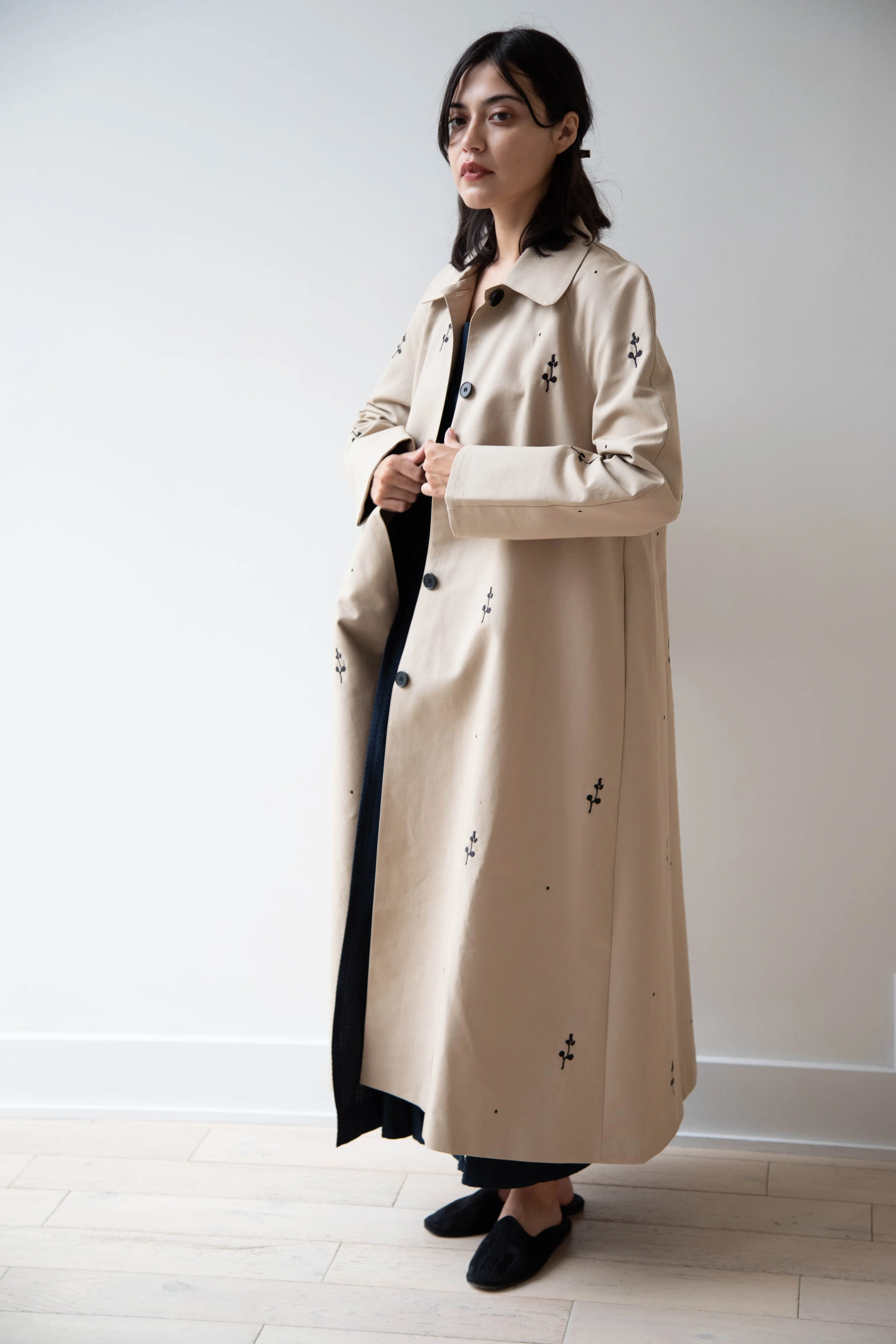 Delegan | Trench Coat with Embroidery in Beige & Black