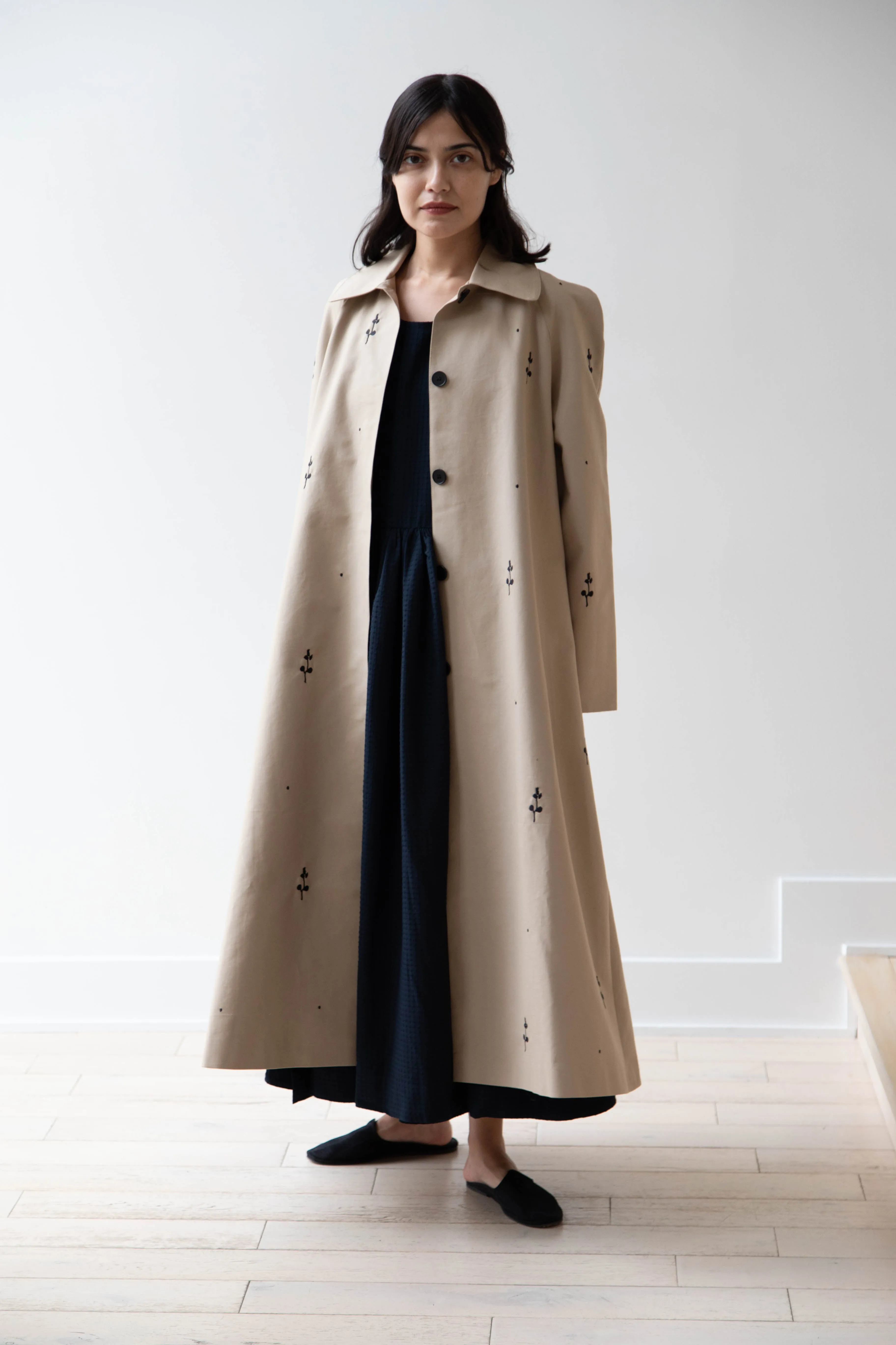 Delegan | Trench Coat with Embroidery in Beige & Black