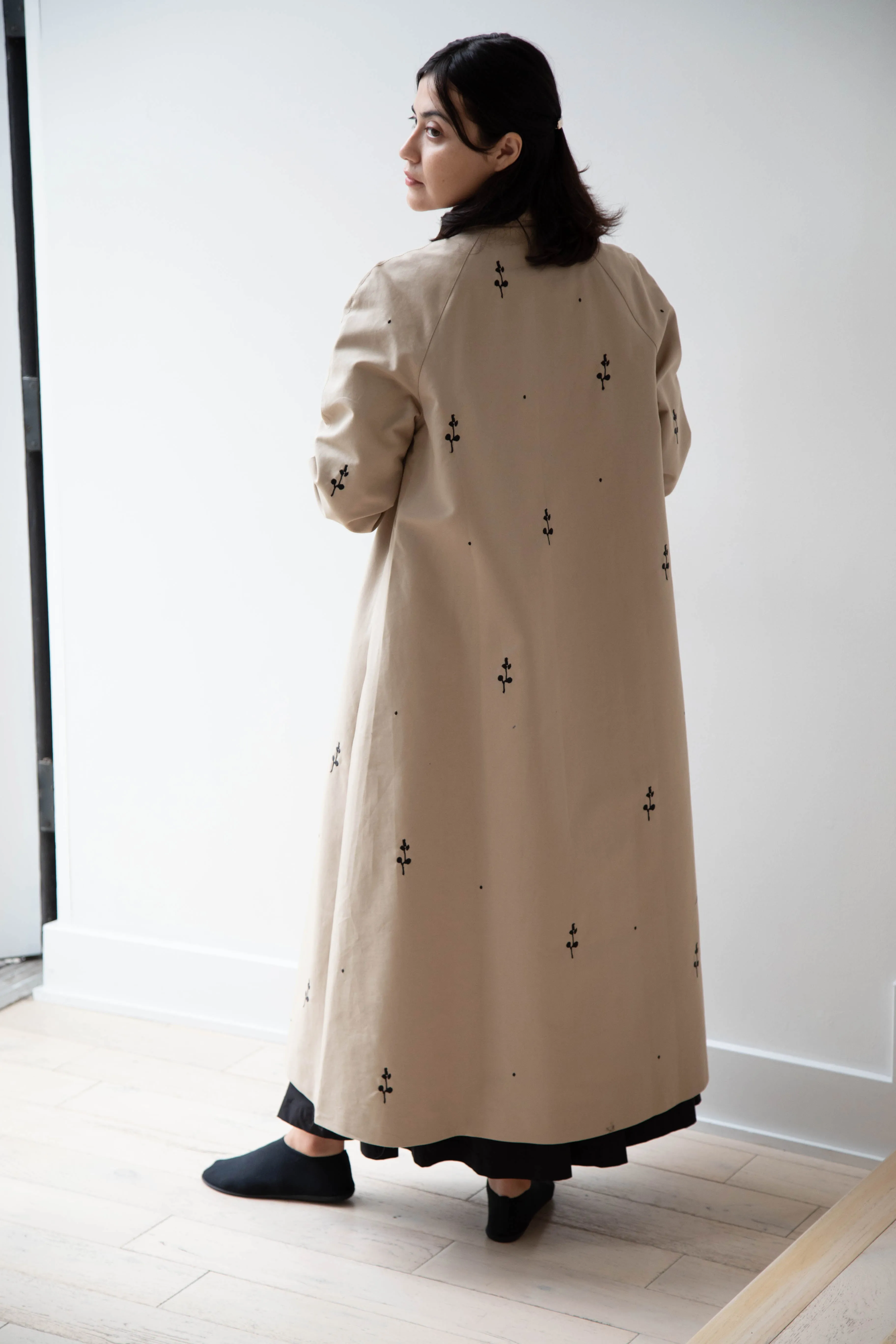 Delegan | Trench Coat with Embroidery in Beige & Black