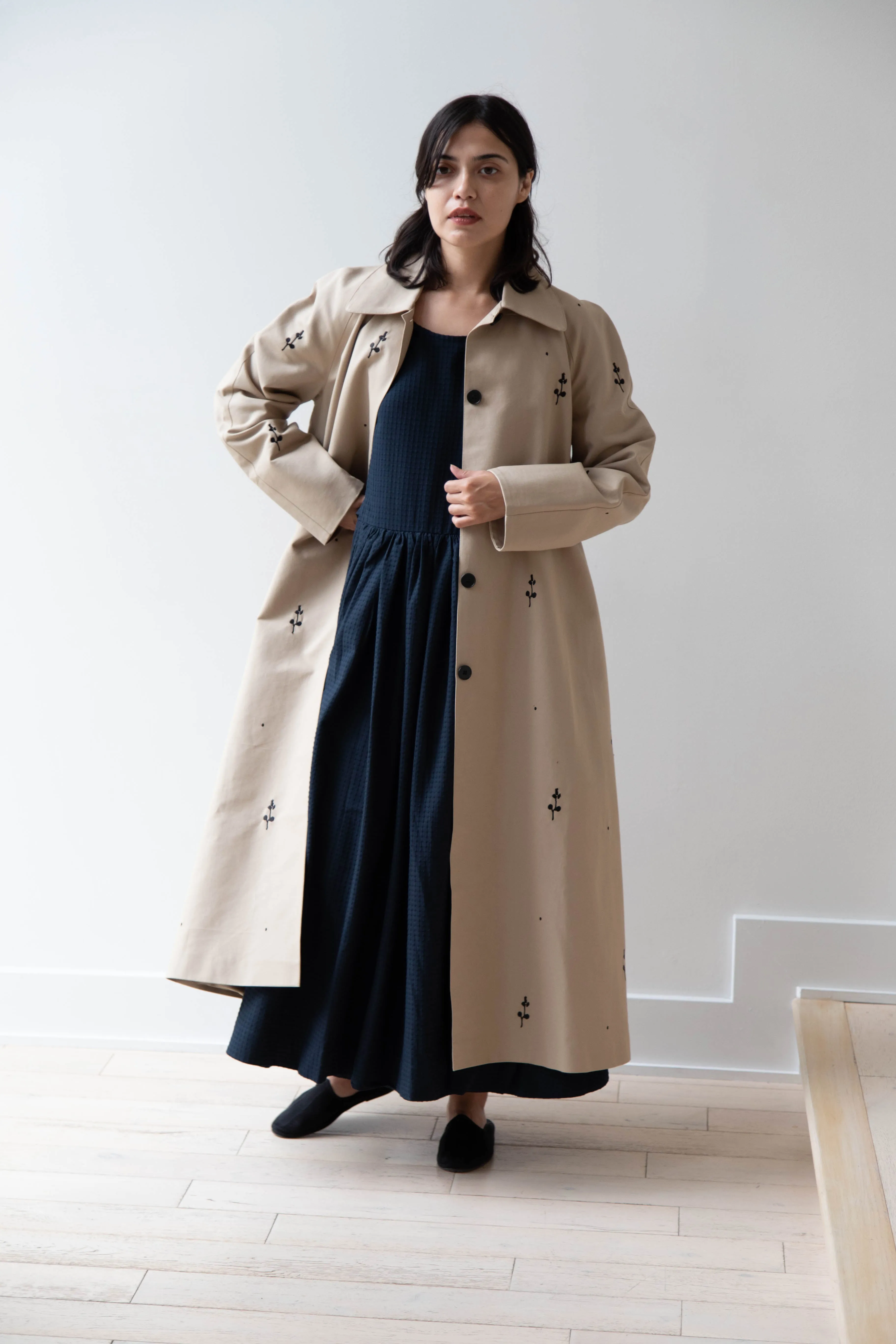 Delegan | Trench Coat with Embroidery in Beige & Black