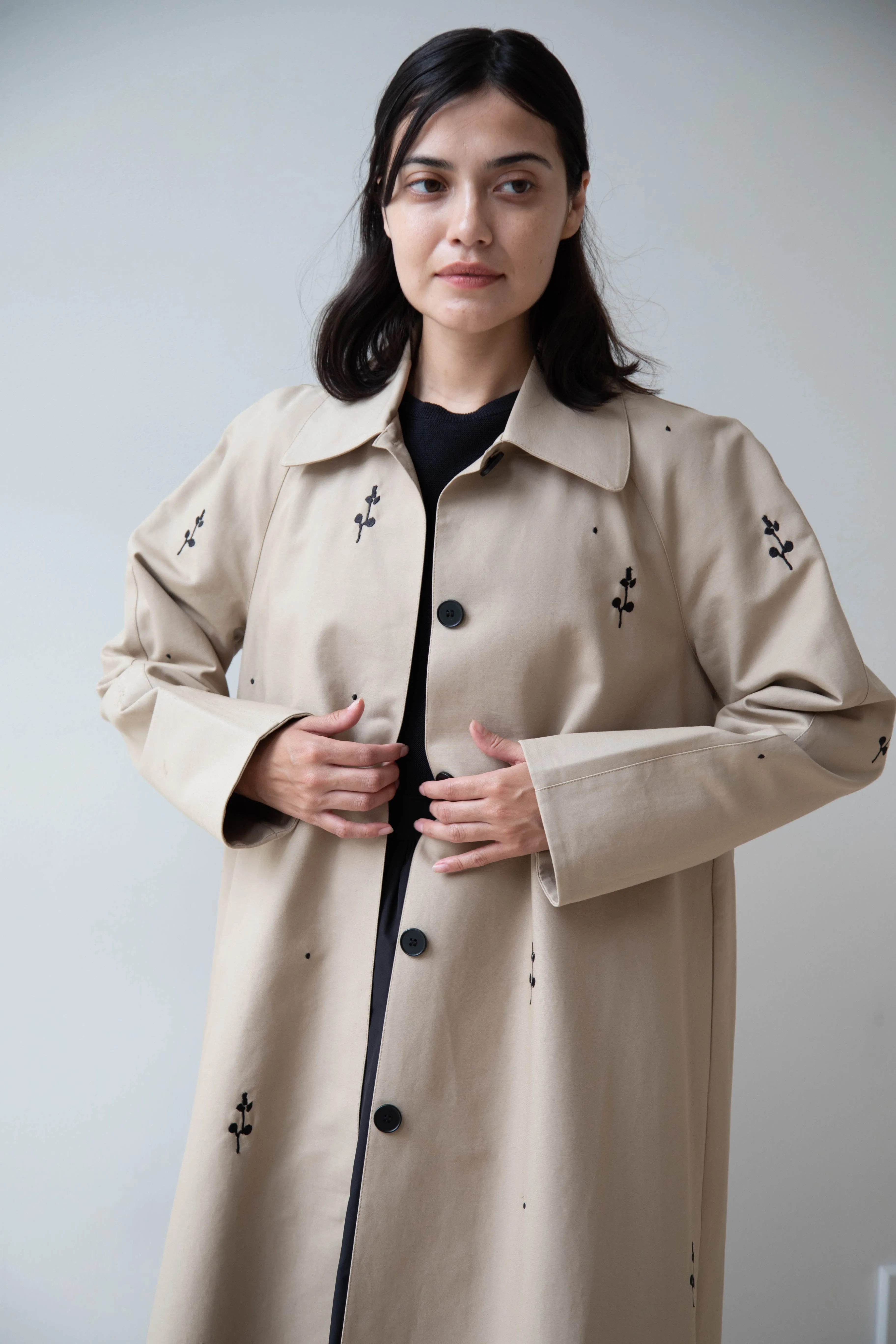 Delegan | Trench Coat with Embroidery in Beige & Black