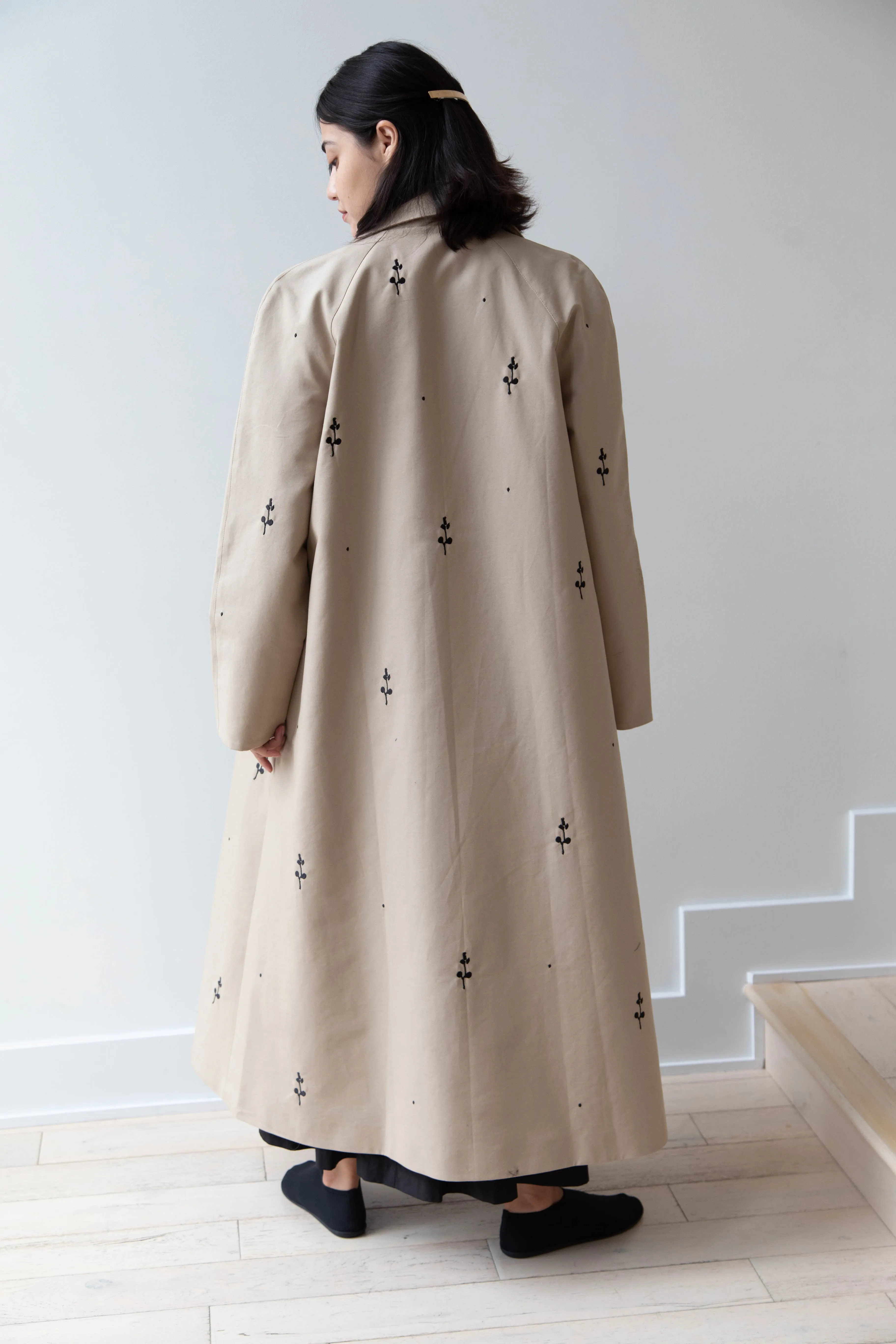 Delegan | Trench Coat with Embroidery in Beige & Black