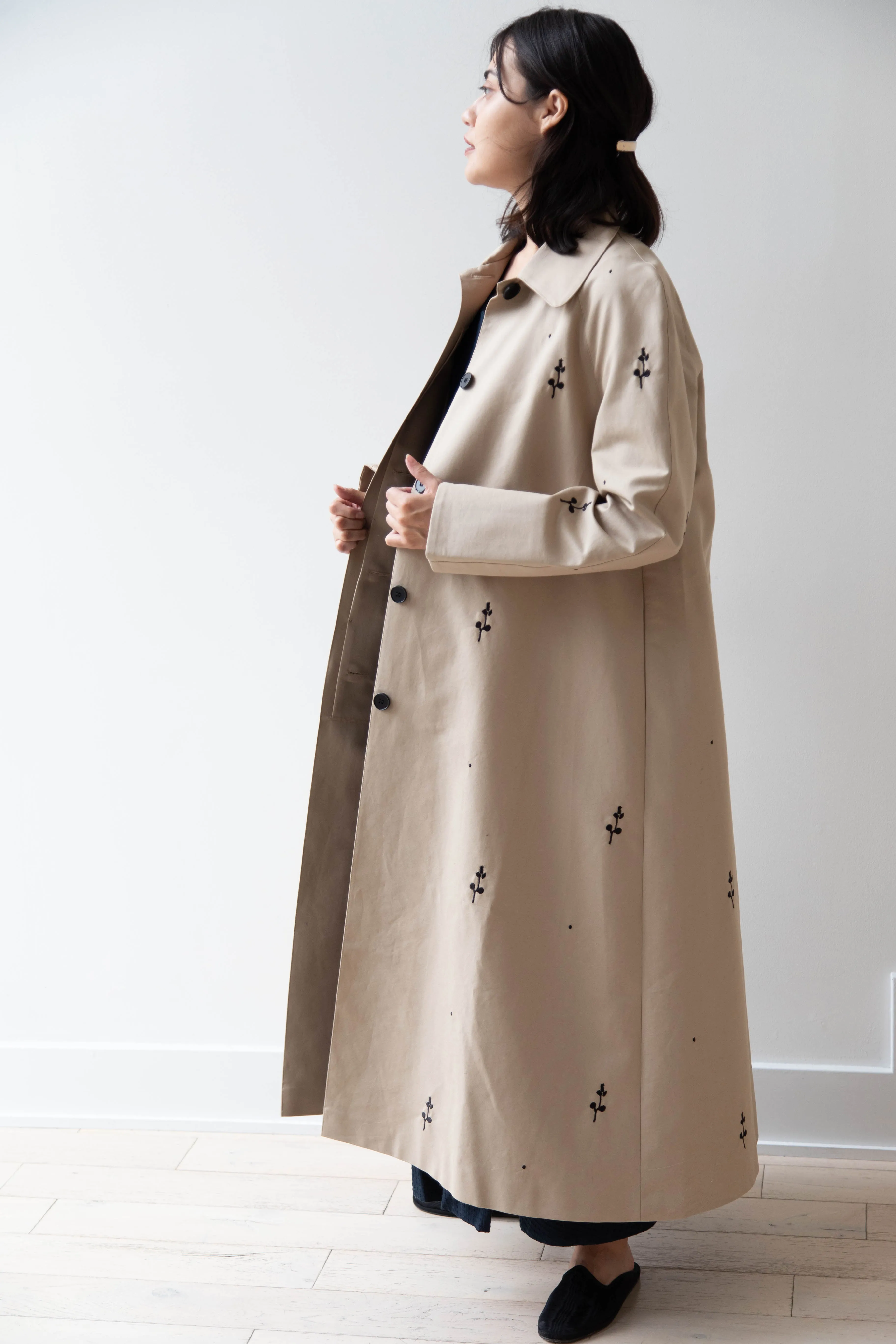 Delegan | Trench Coat with Embroidery in Beige & Black