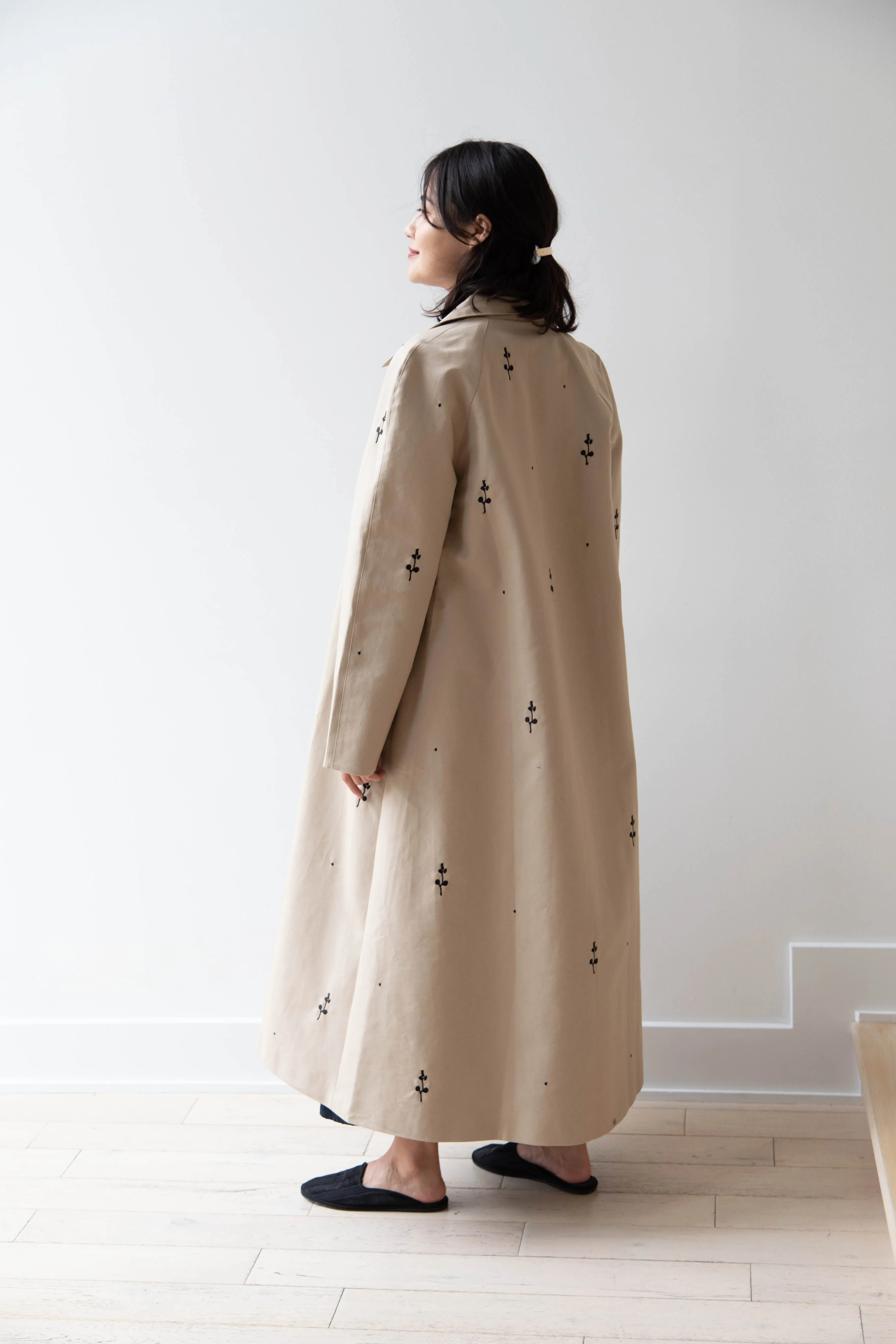 Delegan | Trench Coat with Embroidery in Beige & Black