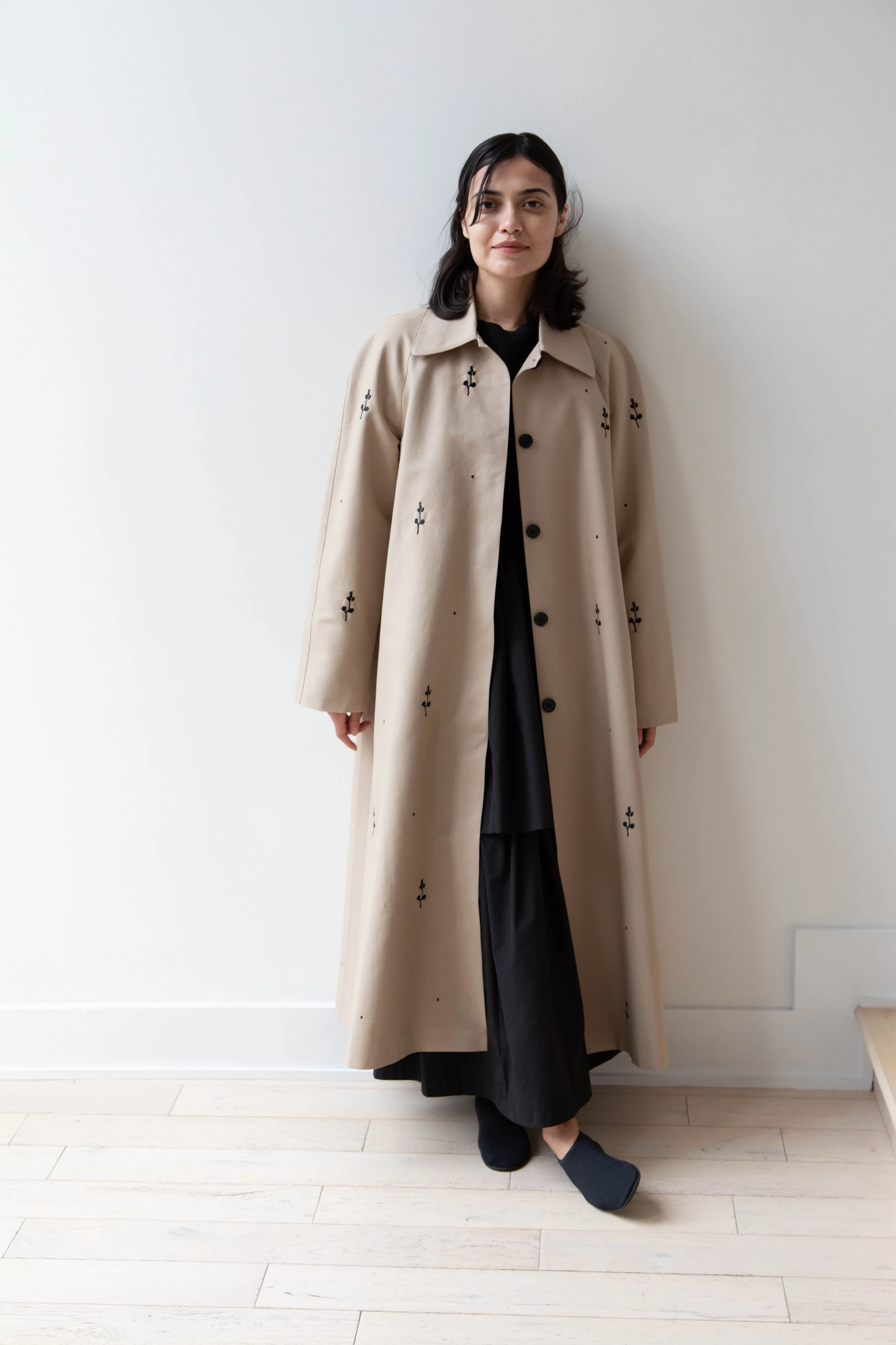 Delegan | Trench Coat with Embroidery in Beige & Black