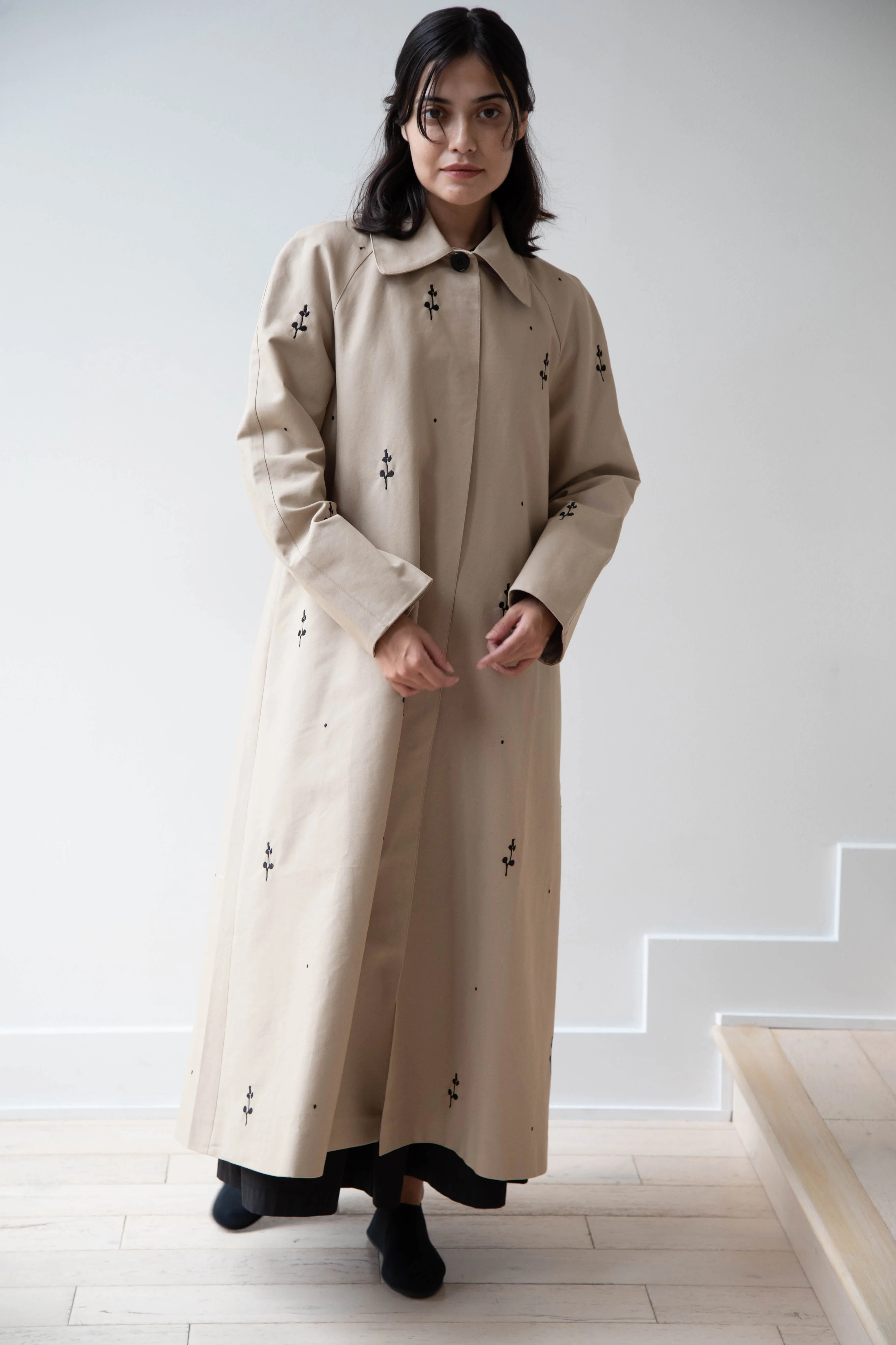 Delegan | Trench Coat with Embroidery in Beige & Black