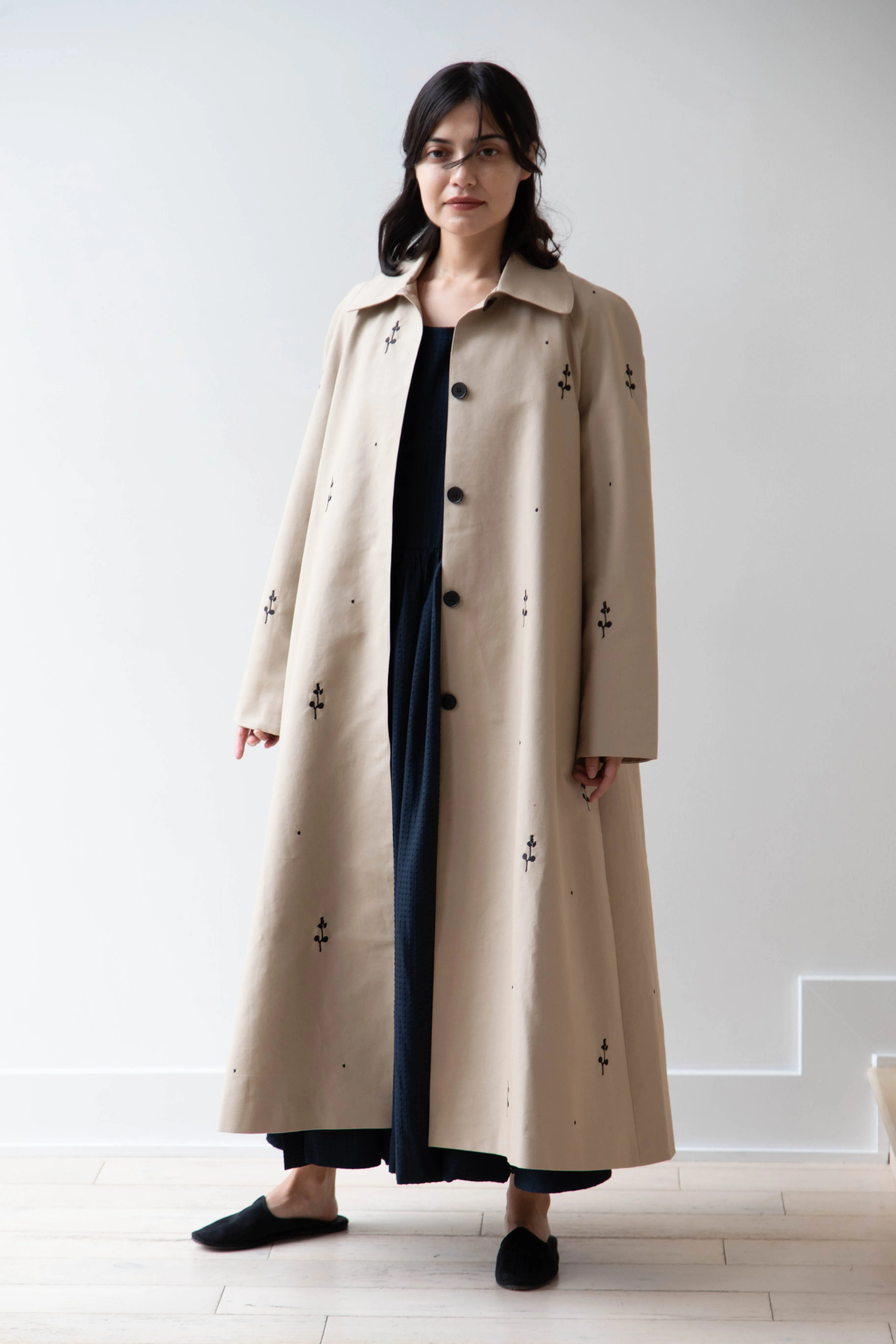 Delegan | Trench Coat with Embroidery in Beige & Black