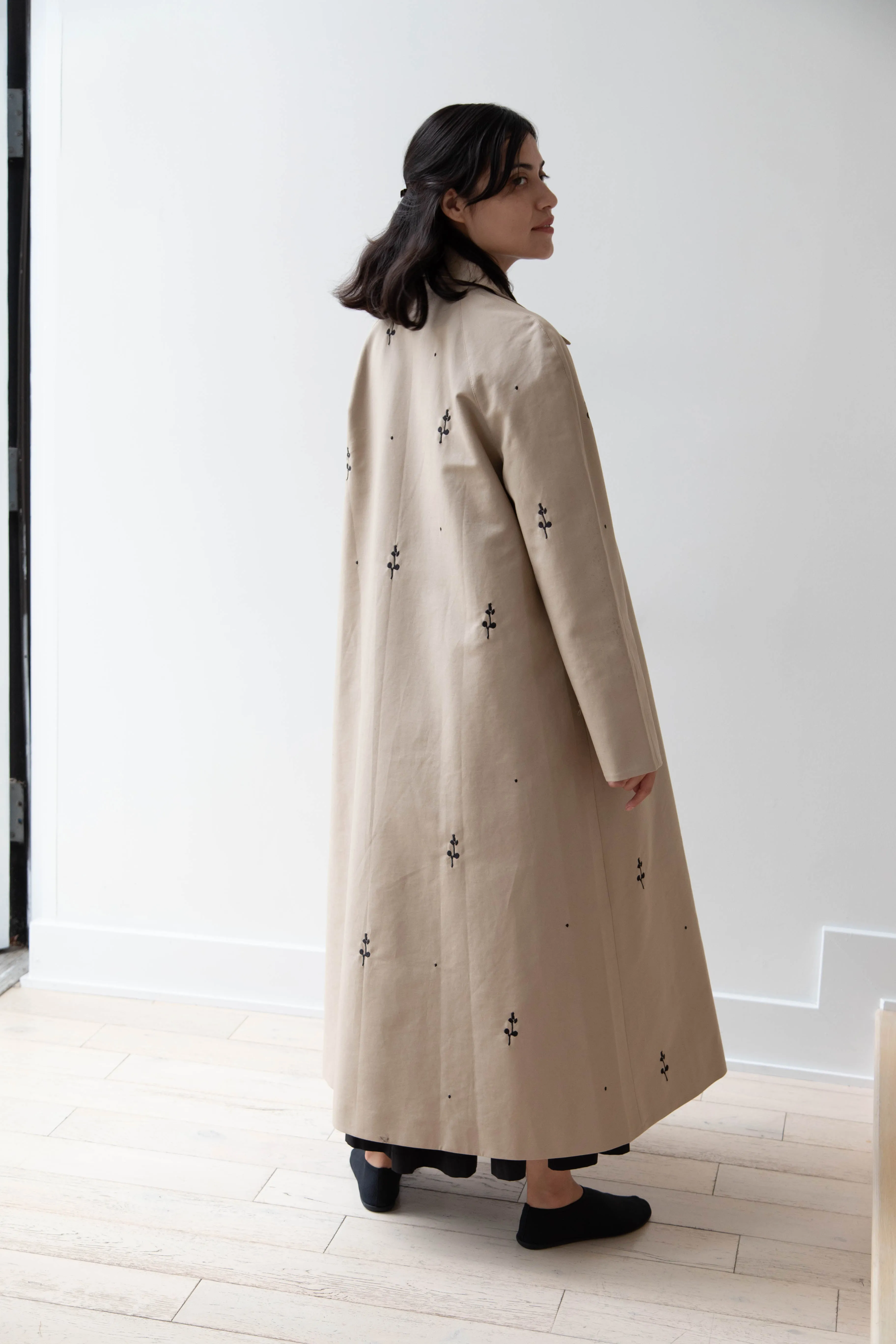 Delegan | Trench Coat with Embroidery in Beige & Black