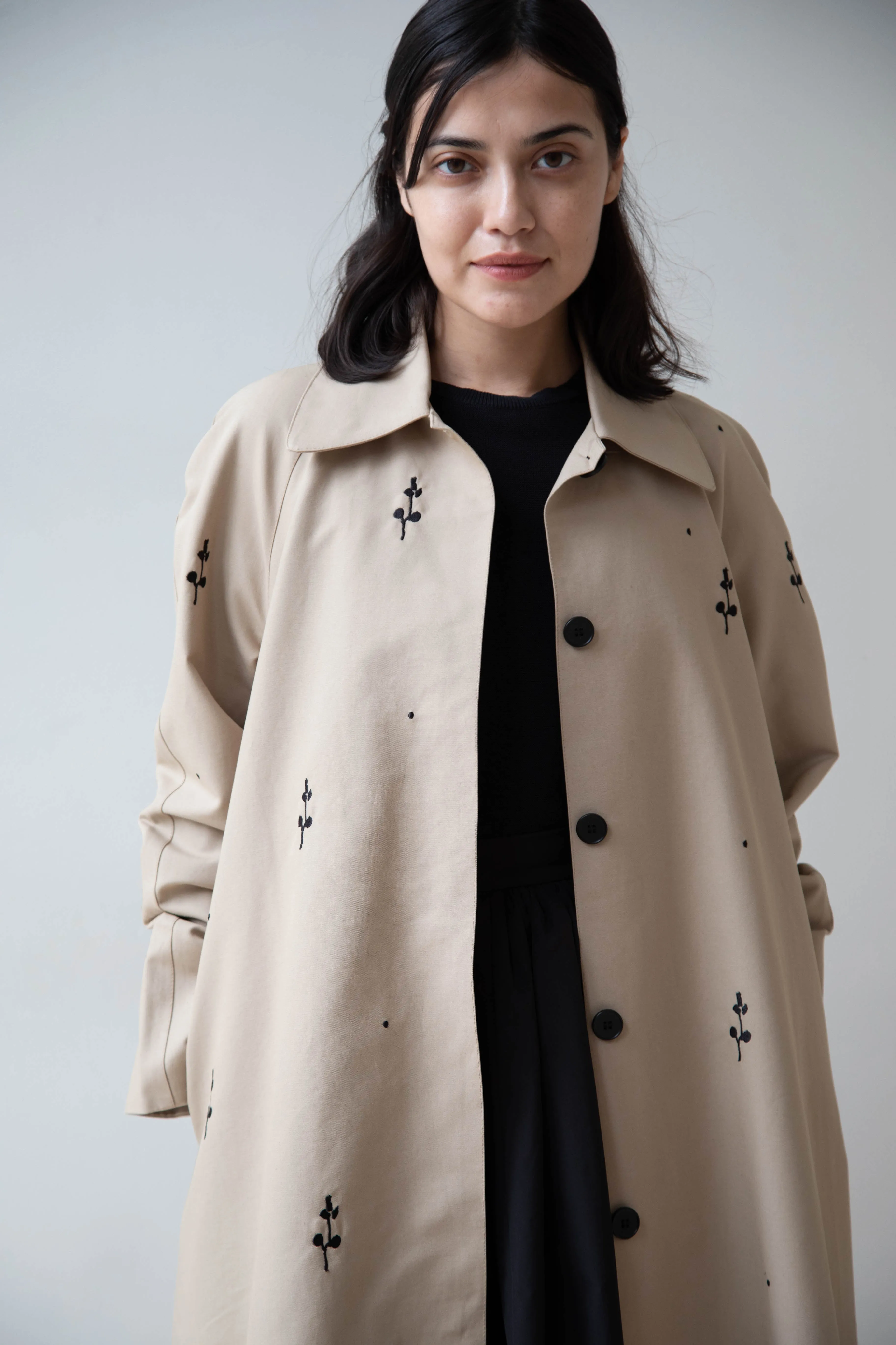 Delegan | Trench Coat with Embroidery in Beige & Black