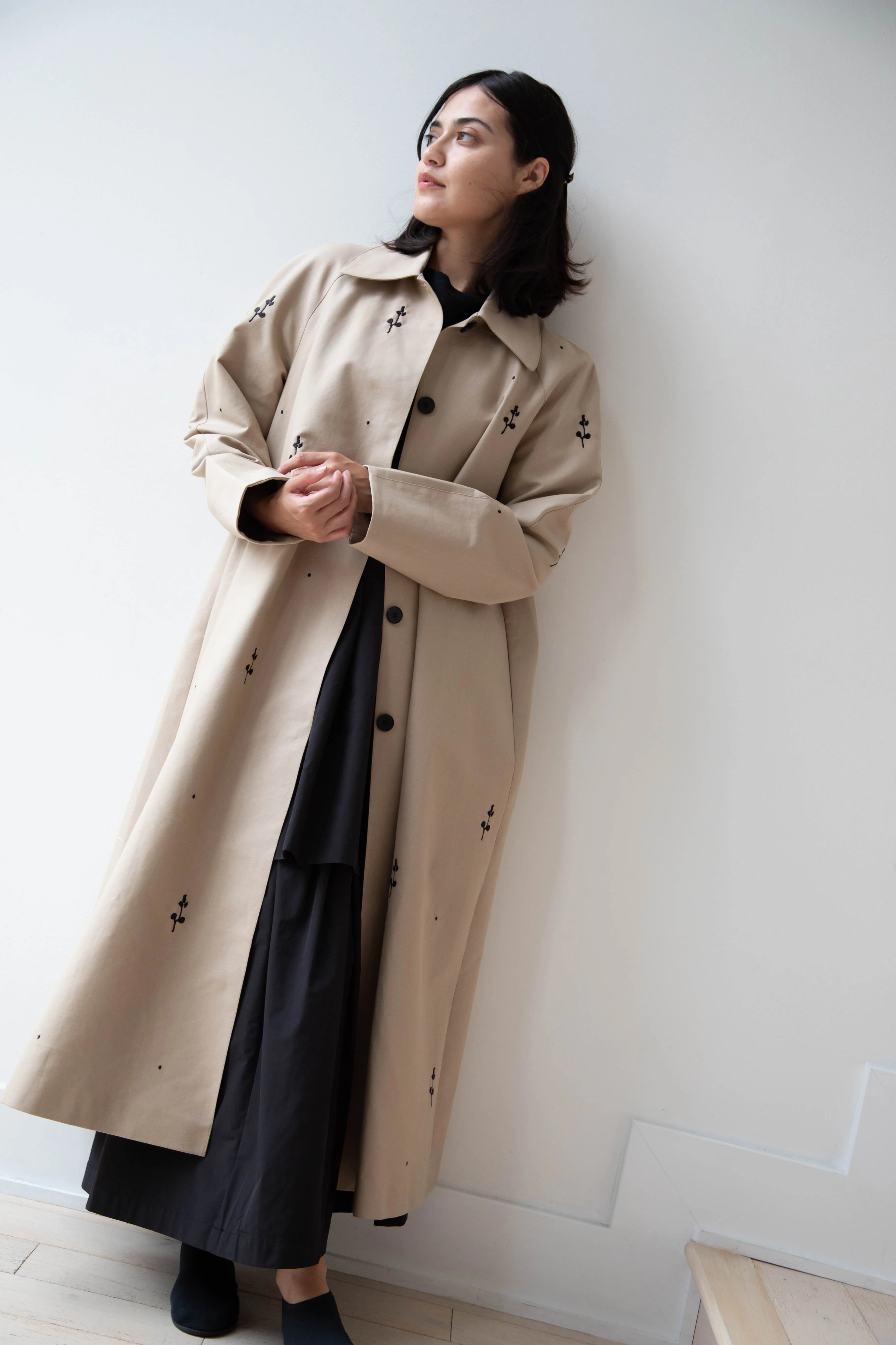 Delegan | Trench Coat with Embroidery in Beige & Black