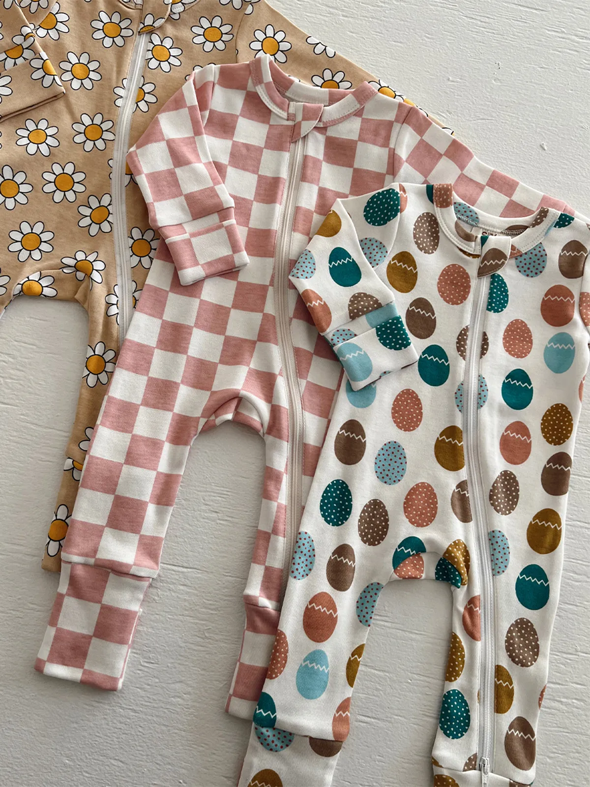 Easter Egg Hunt / Organic 2-Way Zip Romper