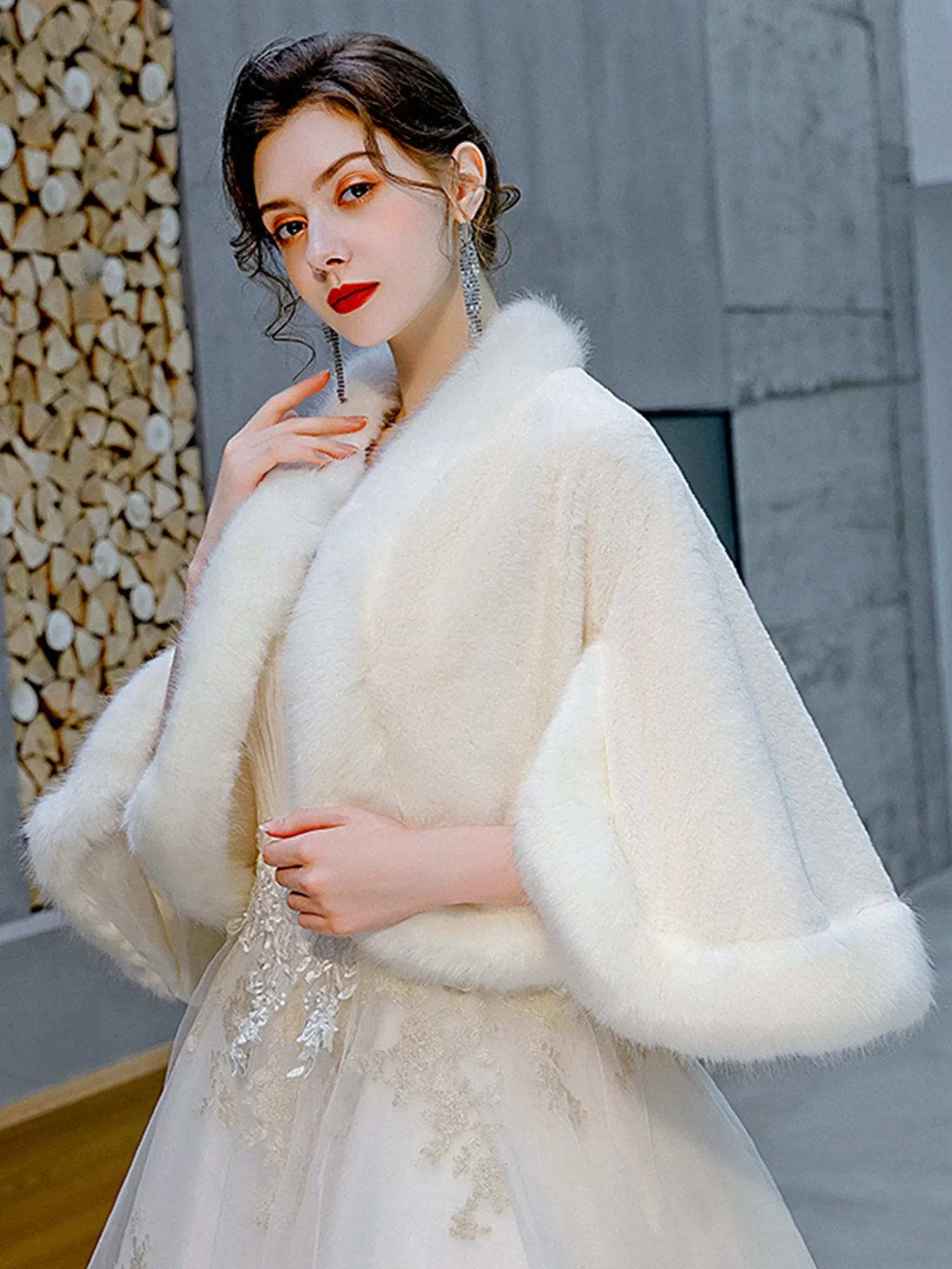 Faux Fur Bridal Wedding Shawl Cape