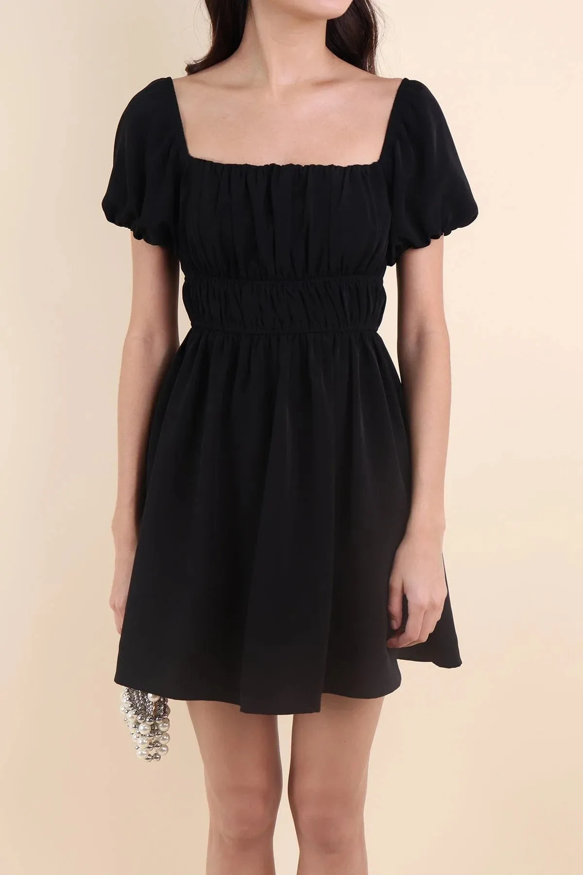 HAILEY SLEEVE ROMPER DRESS IN BLACK