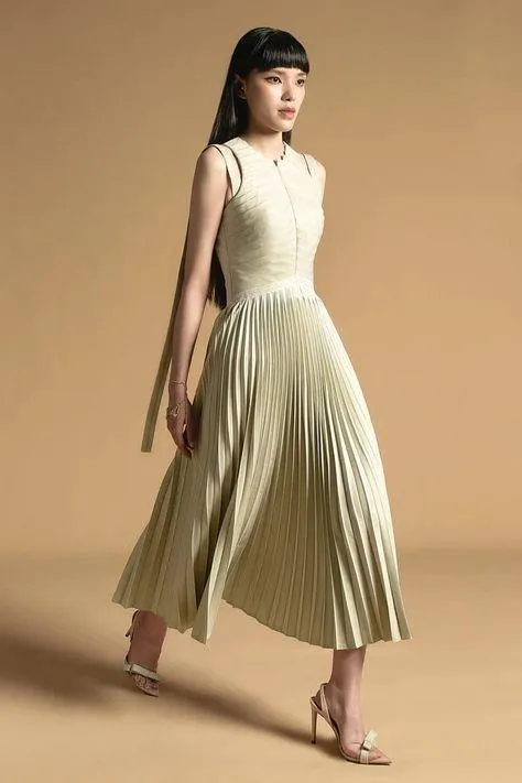 High end sleveless pleated midi dress- Kina