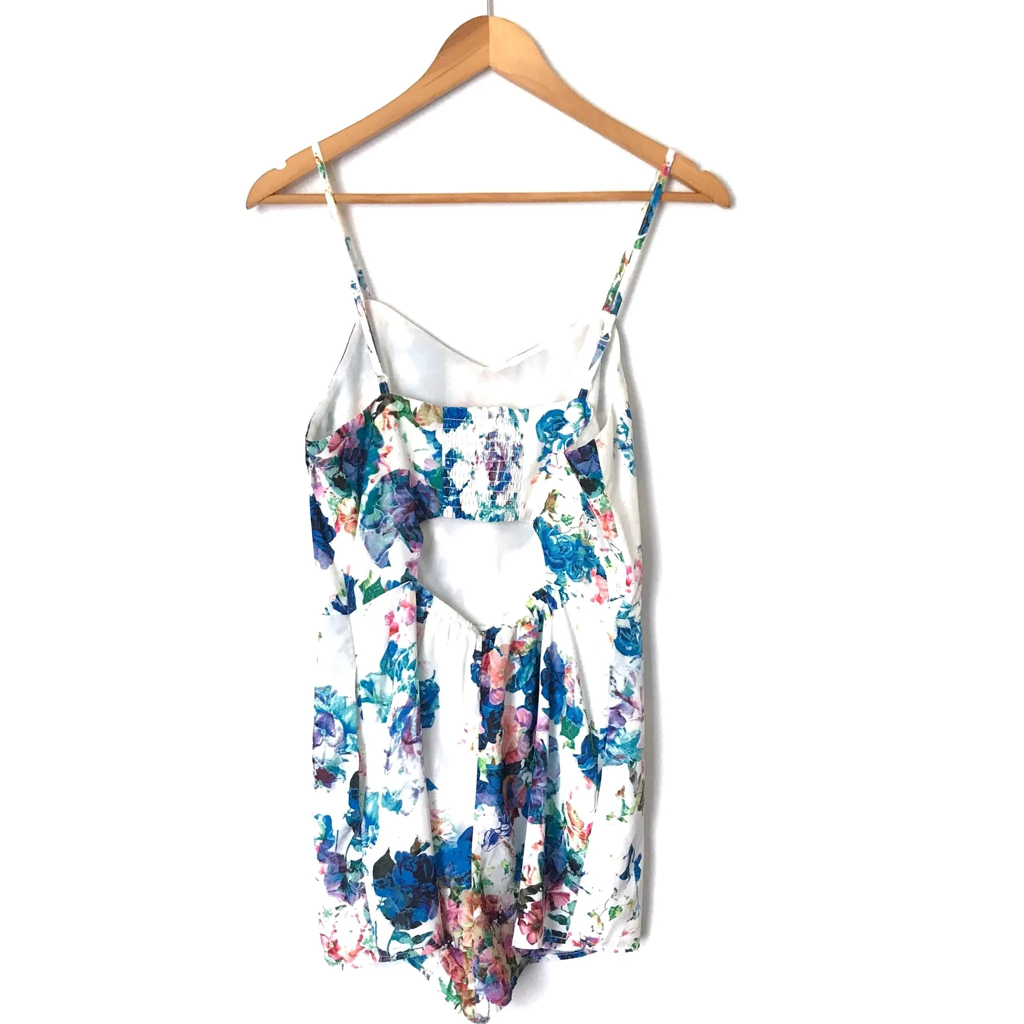 Lovers   Friends Floral Romper with Pockets and Exposed Back- Size S