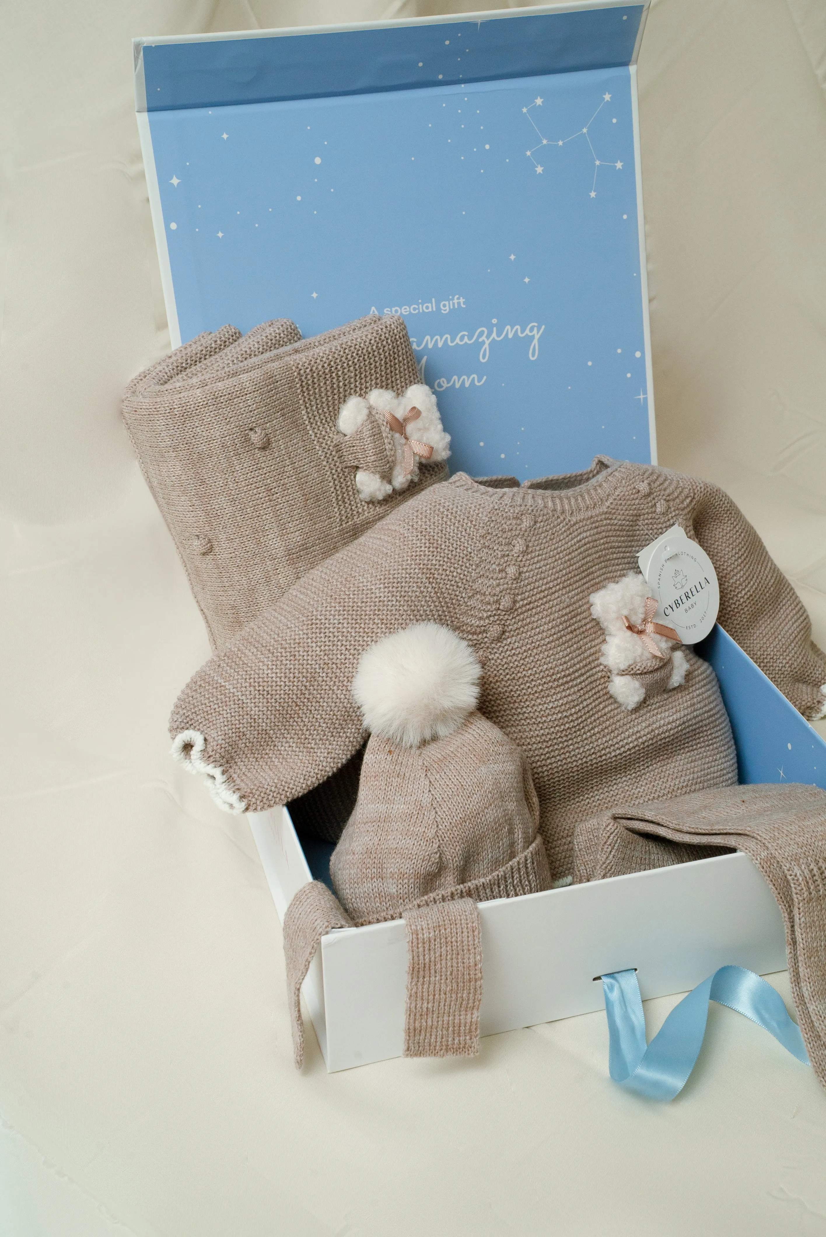 Sand Dream Set - Four Pieces Knitted Outfit for Newborn