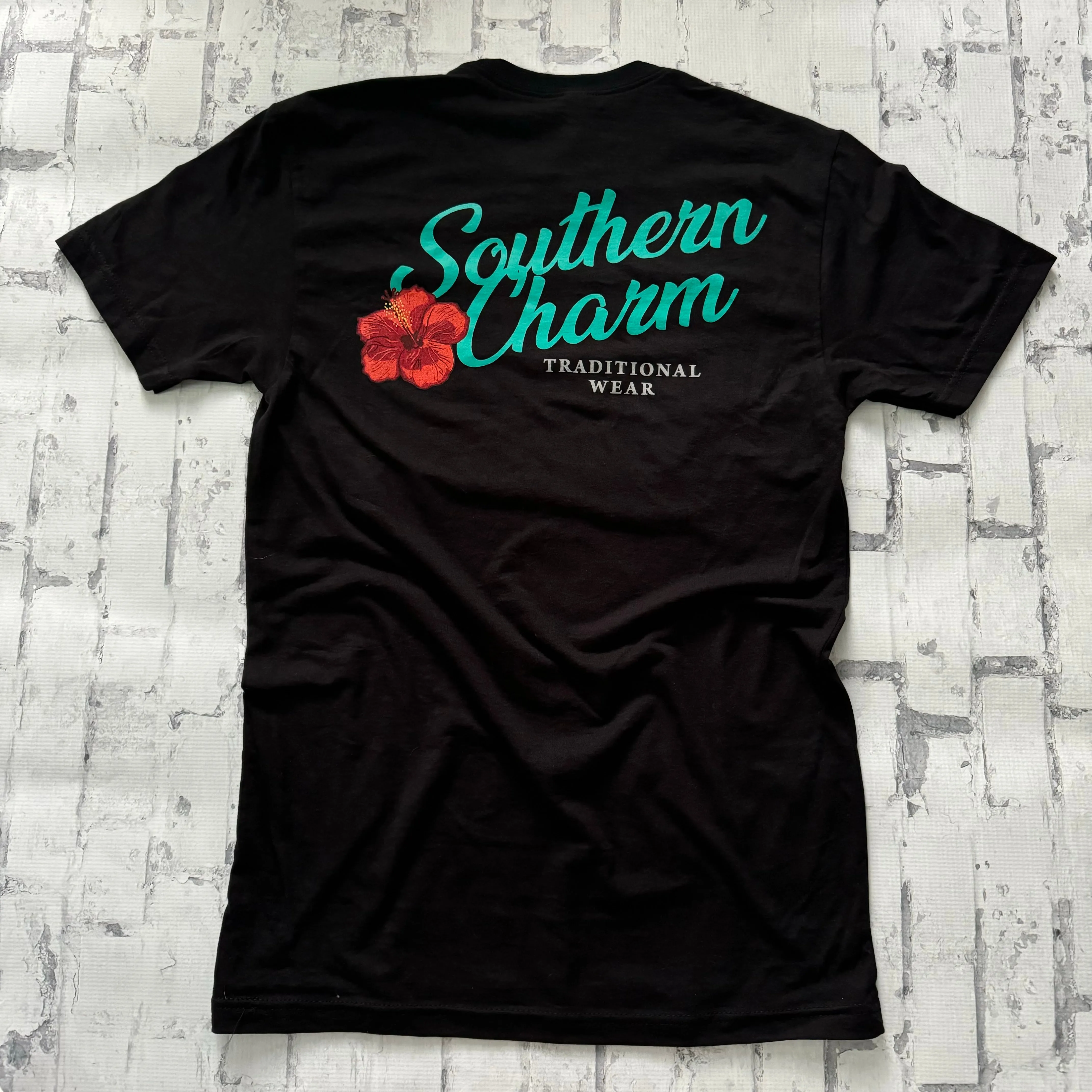 Southern Charm "Hibiscus Script" Short Sleeve T-shirt - Black