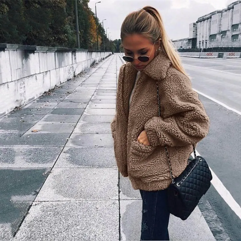 Women's Autumn/Winter Warm Plush Fleece Faux Shearling Fur Jacket